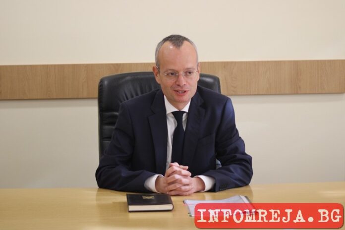 Кметът на Благоевград говори с рестораньорите
