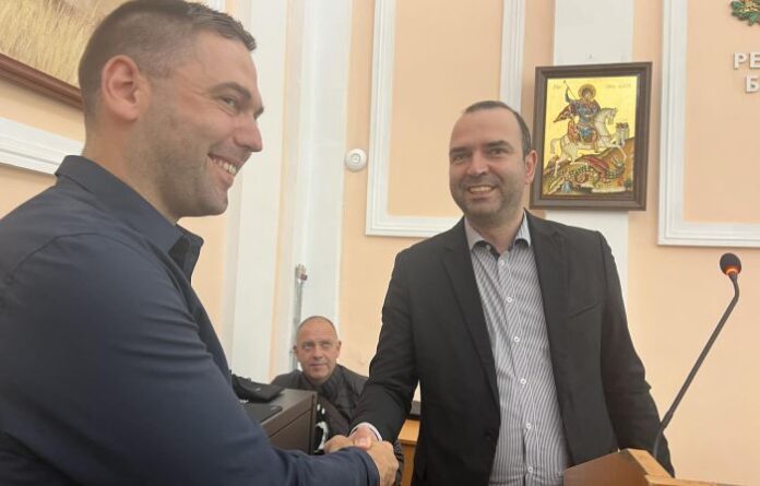 Кметът на Кюстендил връчи медал на легендата Йордан Петров