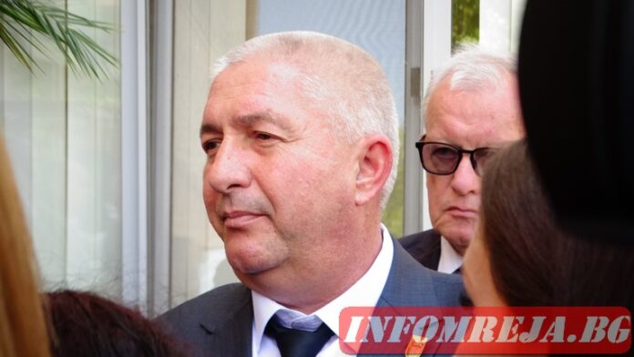 Кметът на Кресна скъса връзката си с БСП