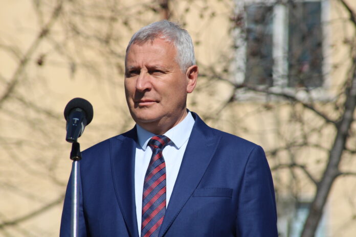 Кметът на Разлог: Честит празник на звездите на българския театър!