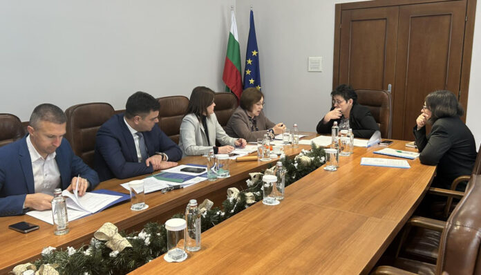 Кметът Ревански и колегите му от НСОРБ говориха за бюджета с финансовия министър