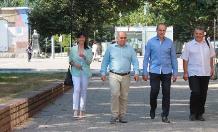 Коалиция „Кюстендил“ и Петър Паунов се регистрираха за участие в местния вот