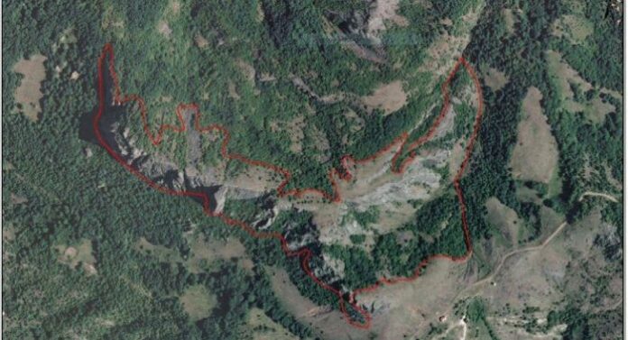 Коматинските скали в село Брестово стават защитена територия