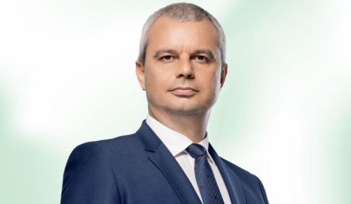 Костадинов: Пеевски е отправял заплахи към представителите на собствената си парламентарна група