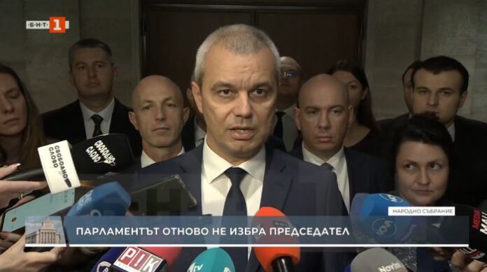 Костадинов: В момента Пеевски ръководи ДБ