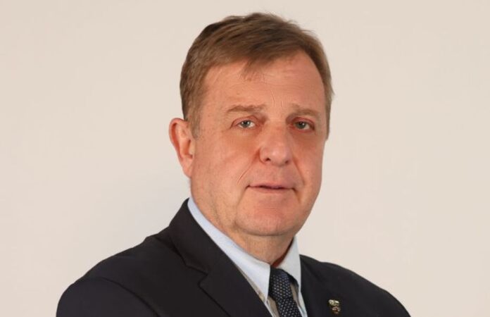 Красимир Каракачанов: Гласувах за младите хора – да я има България!