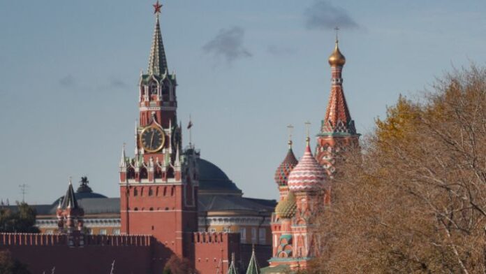 Кремъл обвини Макрон в повишаване на напрежението в Европа