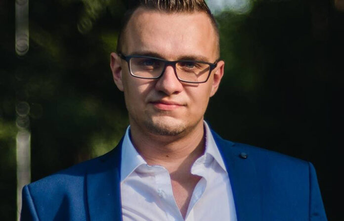 Крис: Не аз пробих системата