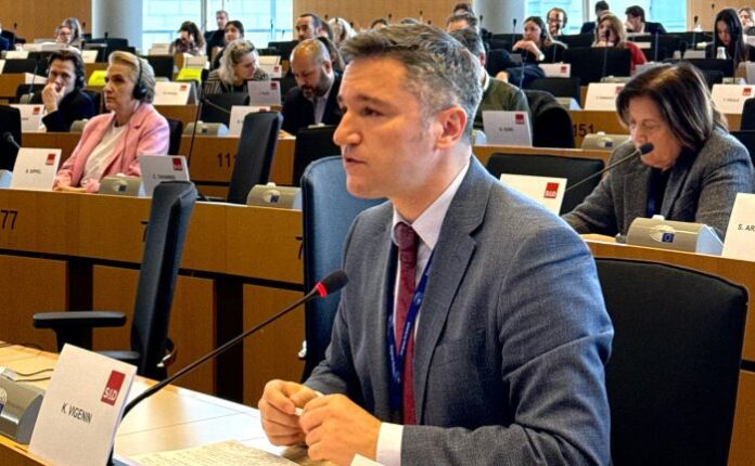 Кристиан Вигенин: Европейските пари за сближаване не трябва да отиват за оръжия