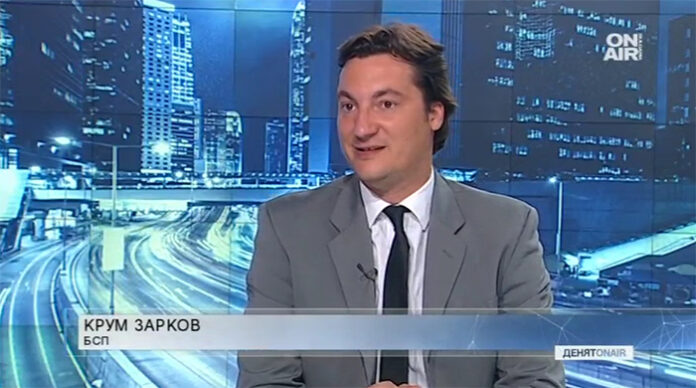Крум Зарков: Политическата криза ще приключи след създаването на редовно правителство без ГЕРБ и ДПС