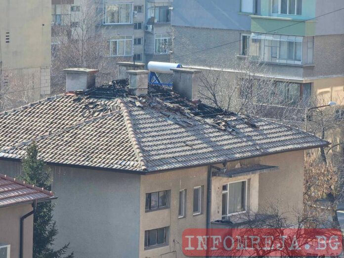 Късо съединение е подпалило къщата на ул. „Менча Кърничева“ в Благоевград
