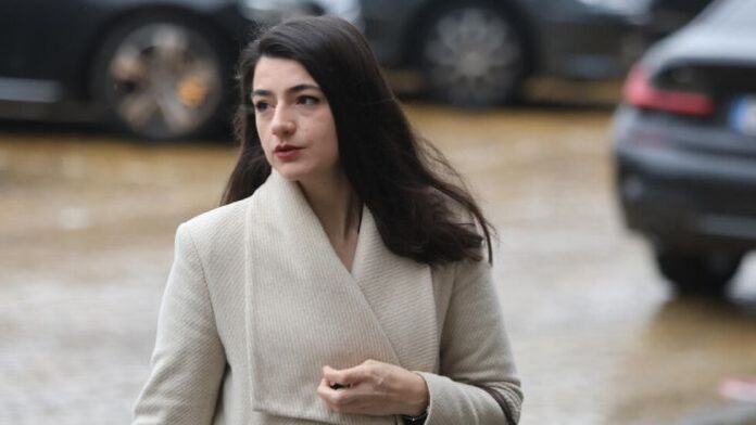 Лена Бориславова е получила призовка