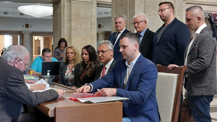 „ЛЕВИЦАТА“ регистрира в ЦИК листата си за евроизборите