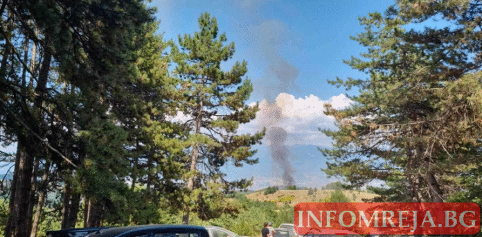 Локализиран е пожарът в Цапарево: Изгоряха две плевни и къща