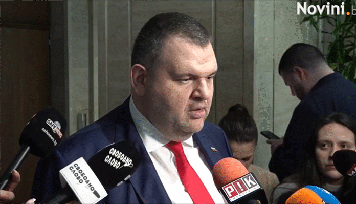 „Магазин за хората“ е причината Пеевски още по-силно да крепи правителството