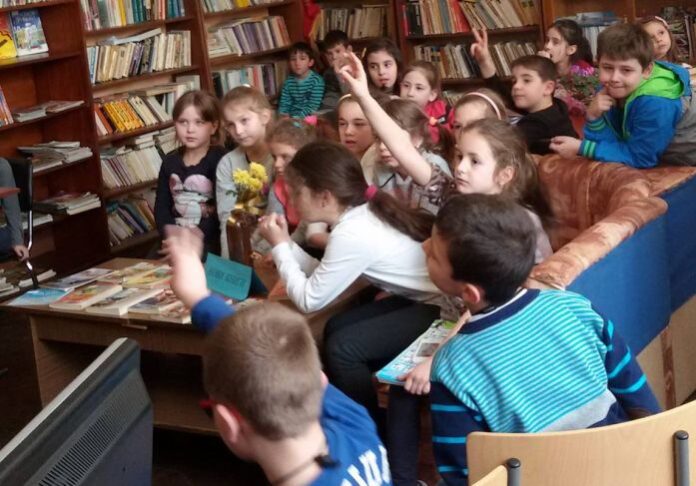 Малчуганите от ОУ„Проф Марин Дринов“ се запознаха с творчеството на Веса Паспалеева