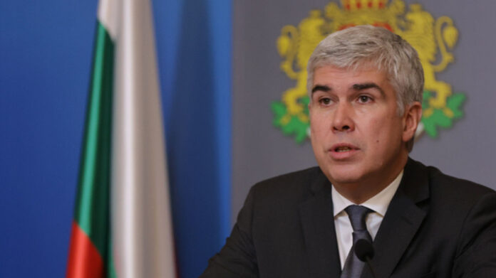 Малинов: Никой не ми е оказвал натиск