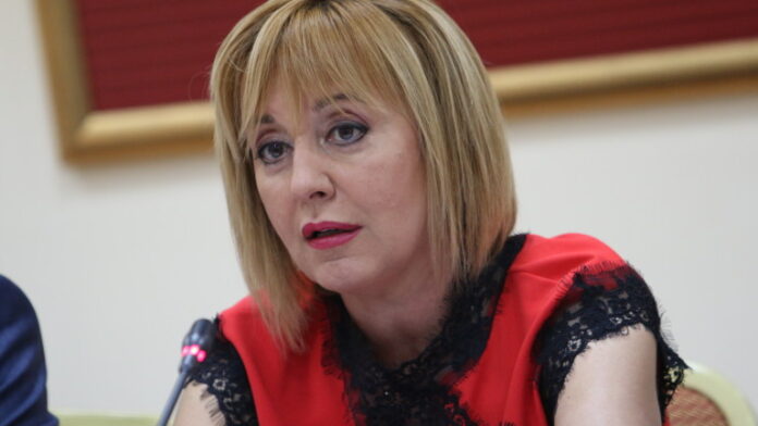 Манолова: Ако реша да се кандидатирам