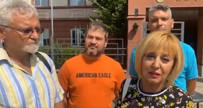 Манолова: Няма българин