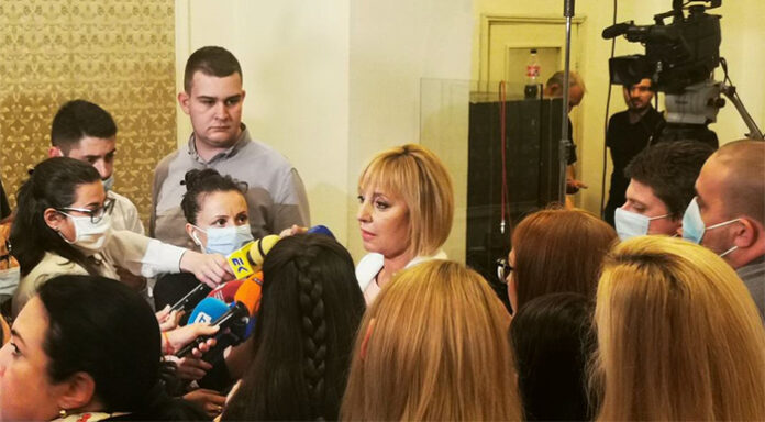 Манолова: Няма да подкрепим управление с ГЕРБ и ДПС и не преговаряме с тях