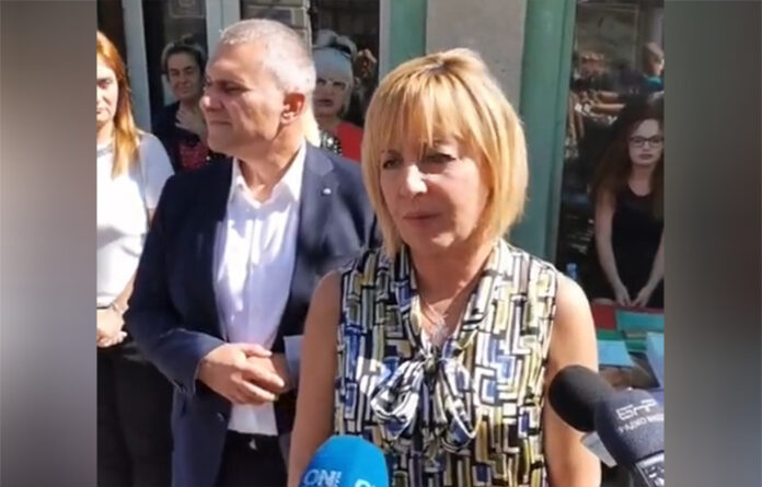 Манолова: Правителството спешно да компенсира фирмите и домакинствата за скока на тока