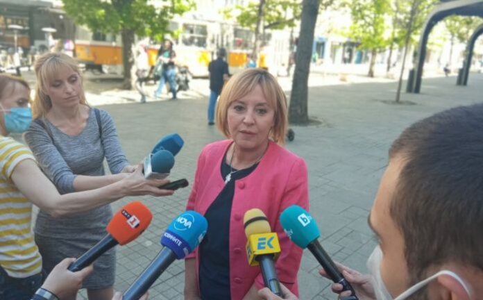 Манолова за служебния кабинет: Оценката ще е според степента на ангажираност към сигналите