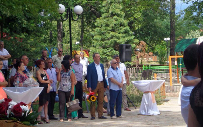 Марияна Стругова покани политическия елит на тежка сватба в Гоце Делчев
