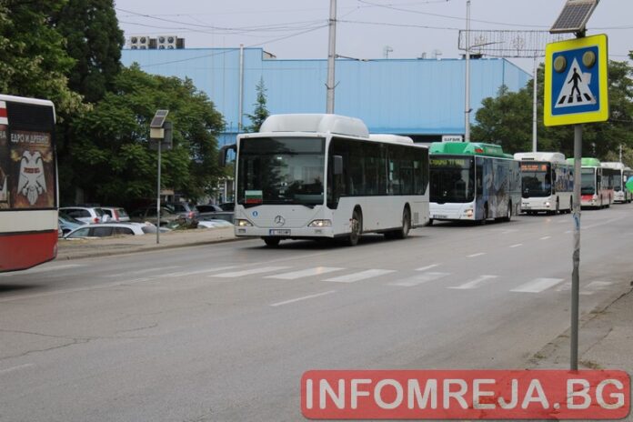 Маршрутите на Единицата и Тройката на градския в Благоевград се променят
