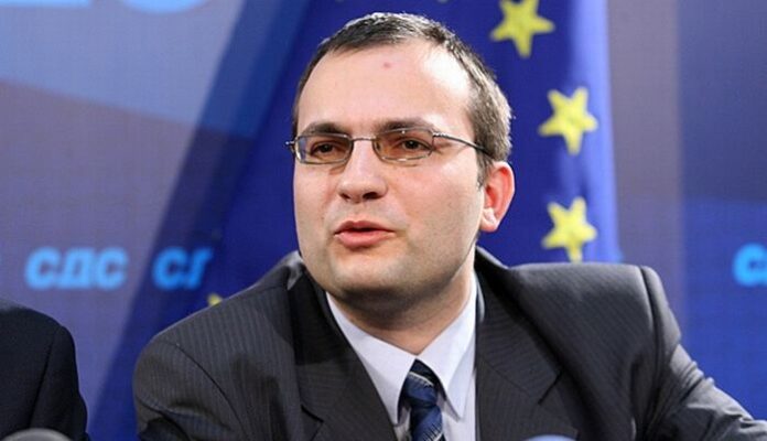 Мартин Димитров получи вот на доверие в СДС