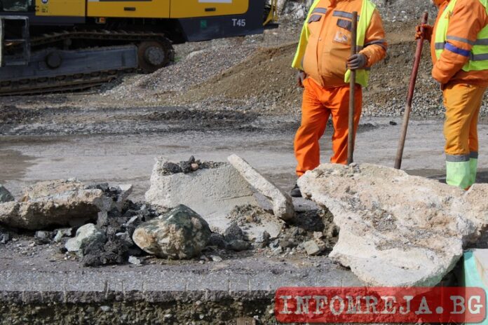 Масово правата на работника се нарушават в празничните дни
