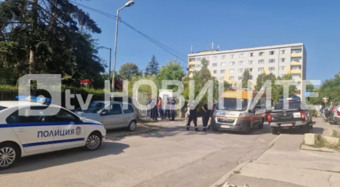 Мазилка в аула на НБУ падна