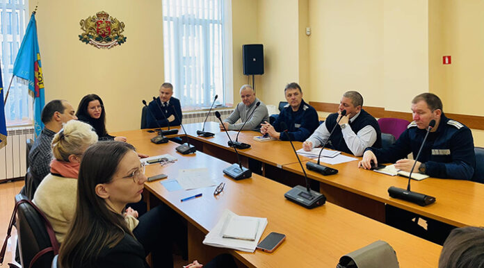 Мерки срещу животни на пътя набелязаха на среща в Разлог