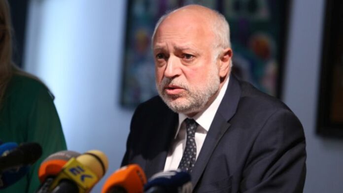 Минеков вижда падение в номинацията на Герджиков