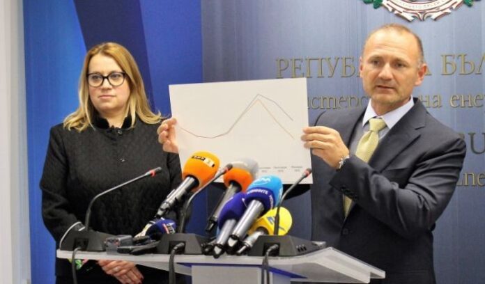 Министър Христов: „Булгаргаз“ смени изцяло подхода за доставка на газ и това спестява 200 млн. лв.