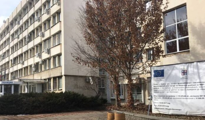 Министър Младен Маринов и кметът Петър Паунов откриват обновената сграда на ОДМВР - Кюстендил