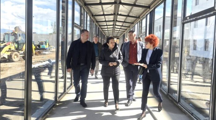 Министър Павлова посети новия затворнически комплекс в Самораново