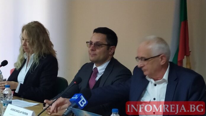 Министър Пулев в Кюстендил: Над 1 млр. лв. ще бъдат на разположение за кандидатстване на бизнеса