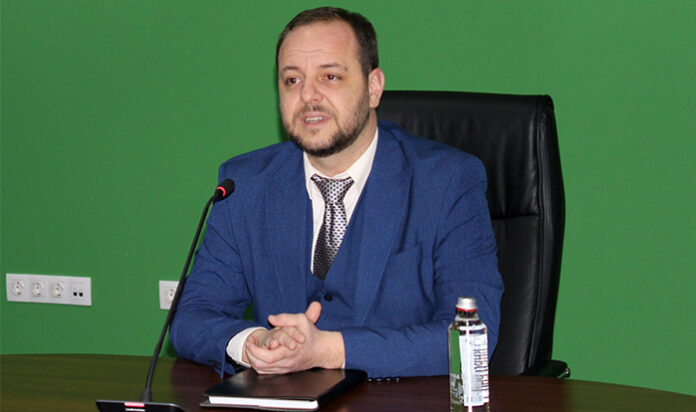 Министър Сандов се срещна с шефовете на РИОСВ