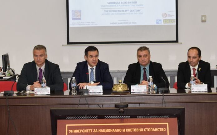 Министър Стоянов: Въпреки кризите