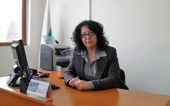 Минка Капитанова поема община Гърмен от 12 април