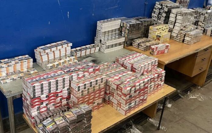 Митничари откриха над 4000 кутии контрабандни цигари на Митница 