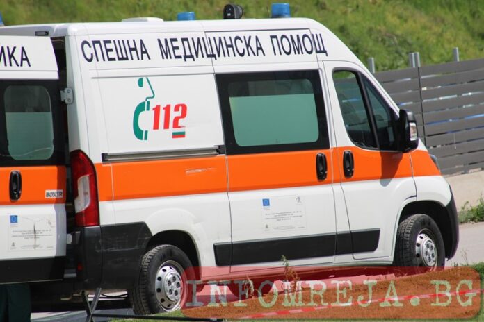 Млад мъж е в тежко състояние