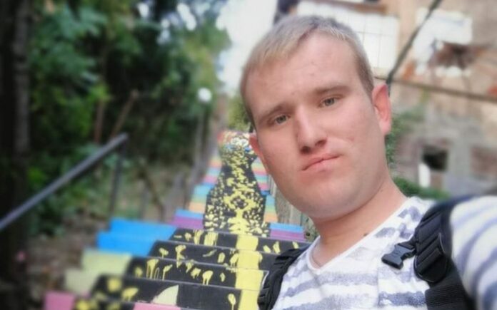 Млад влогър от Молдова снима филми в Кюстендил
