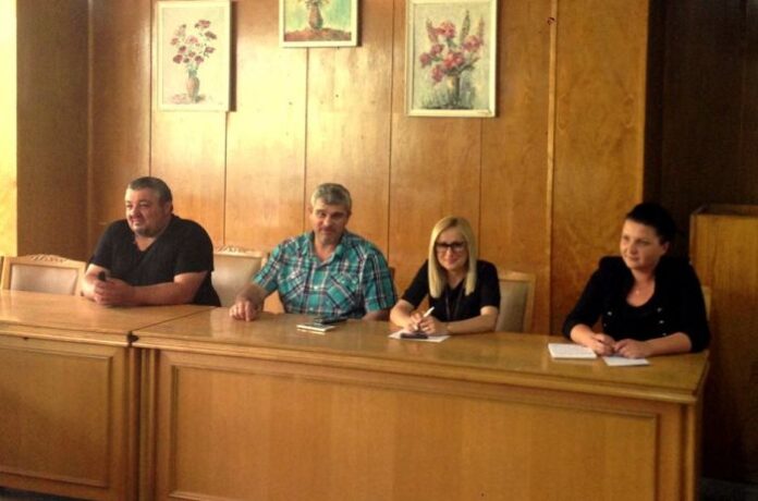 Младежите от ГЕРБ подаряват безплатна театрална постановка на децата от община Рила