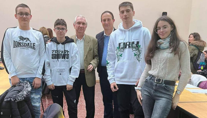 Млади философи от Банско участваха в конференция в ЮЗУ