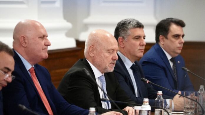Мнозина от сегашните министри обявиха