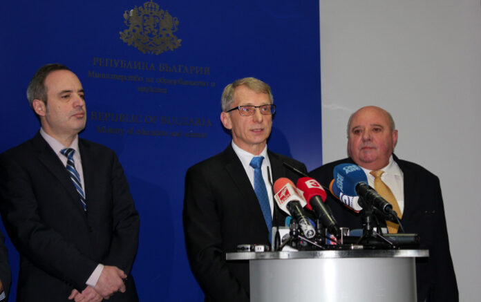 МОН променя методиката за прием в държавните университети
