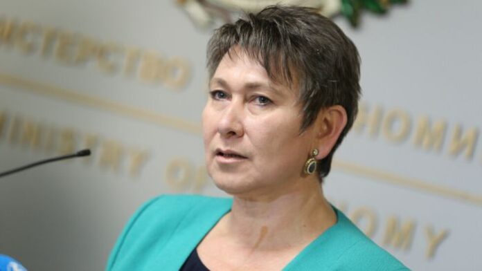 МОН проверява сигнал за плагиатство на Даниела Везиева