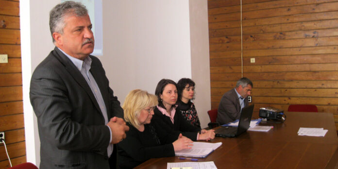 Москов показа документите за новата джамия