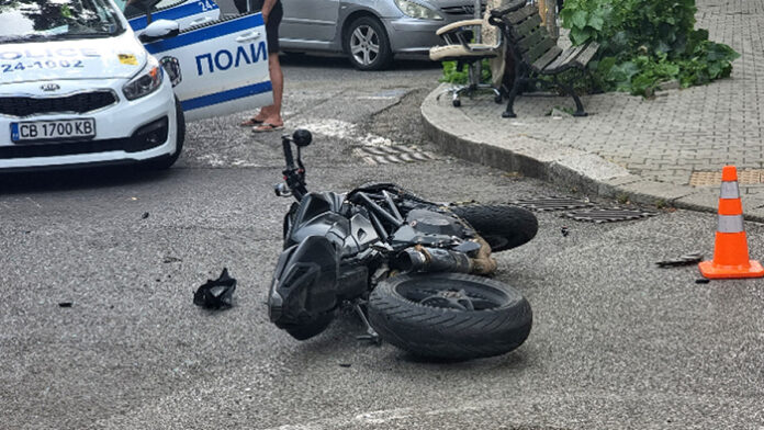 Моторист загина след катастрофа с кола в София